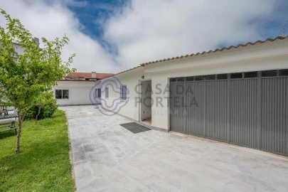 Prédio para Venda em Moreira