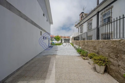 Prédio para Venda em Moreira