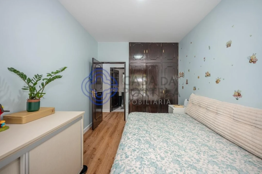 Prédio para Venda em Moreira Foto 16