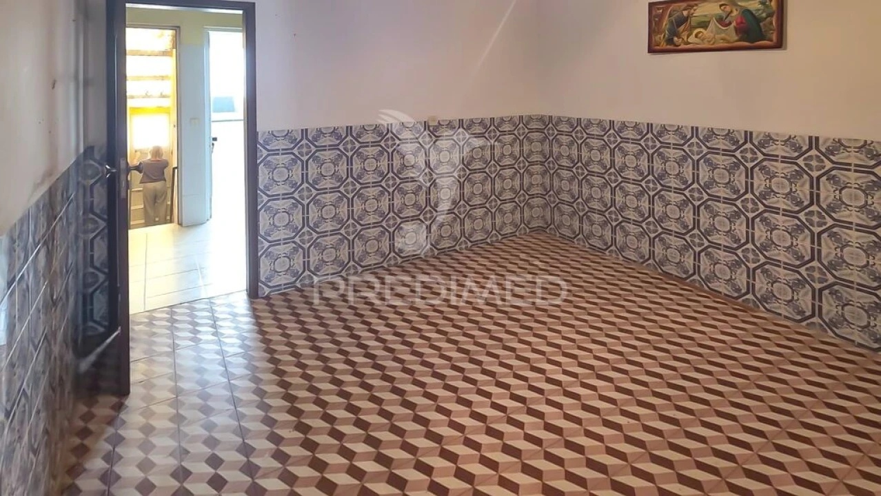 Moradia T4 para Venda em São Marcos da Serra Foto 8