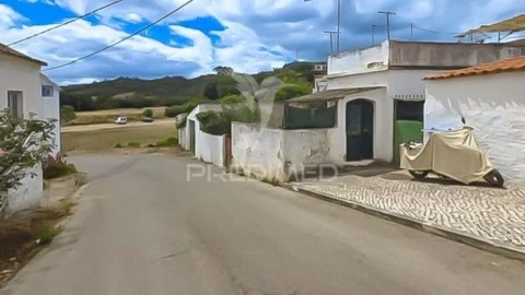 Moradia T4 para Venda em São Marcos da Serra