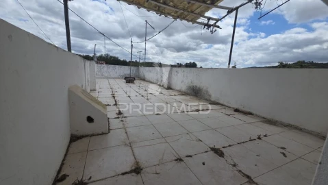 Moradia T4 para Venda em São Marcos da Serra