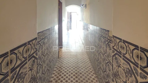 Moradia T4 para Venda em São Marcos da Serra