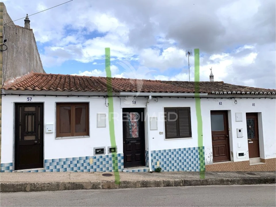 Moradia T4 para Venda em São Marcos da Serra Foto 5