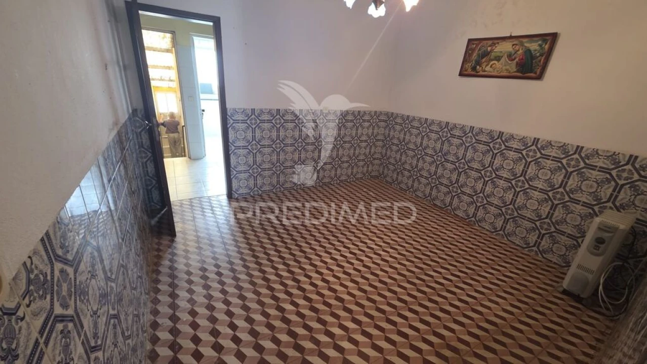Moradia T4 para Venda em São Marcos da Serra Foto 10