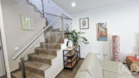 Moradia T4 para Venda em Cela