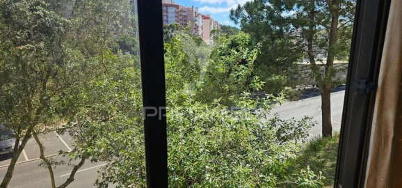 Apartamento T1 para Venda em Rio de Mouro