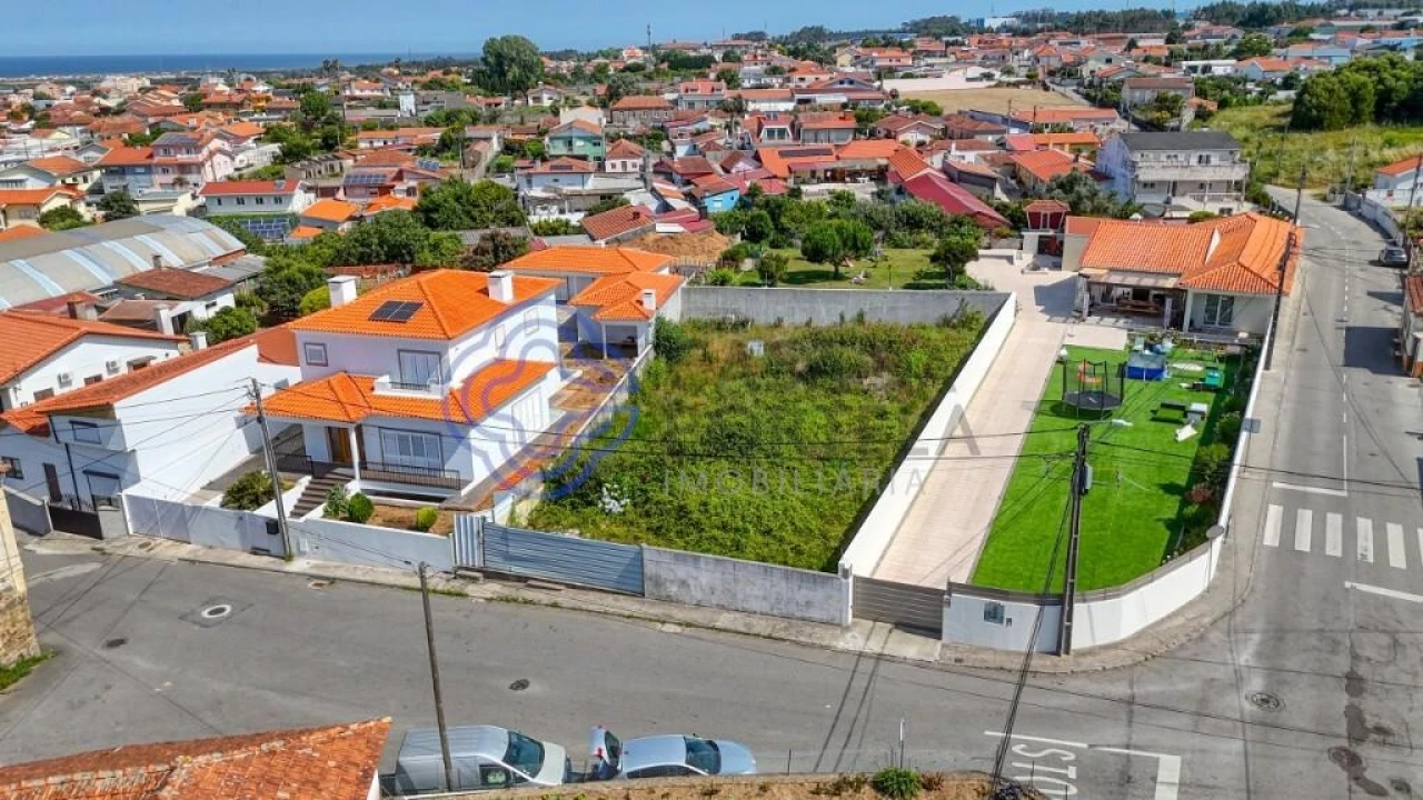Terreno para Venda em Esmoriz Foto 5
