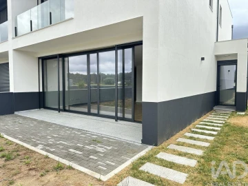 Moradia T3 para Venda em Perelhal