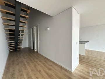 Moradia T3 para Venda em Perelhal