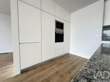Moradia T3 para Venda em Perelhal