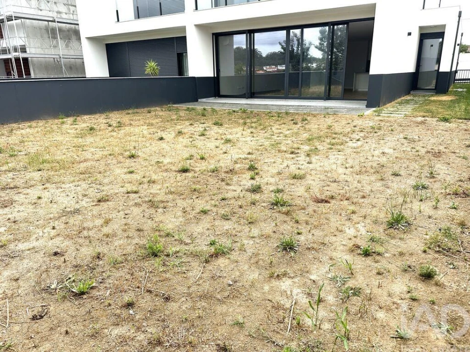 Moradia T3 para Venda em Perelhal Foto 10
