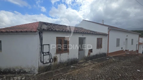 Quinta T2 para Venda em São Marcos da Serra