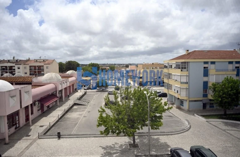Apartamento T2 para Venda em Moita Foto 24