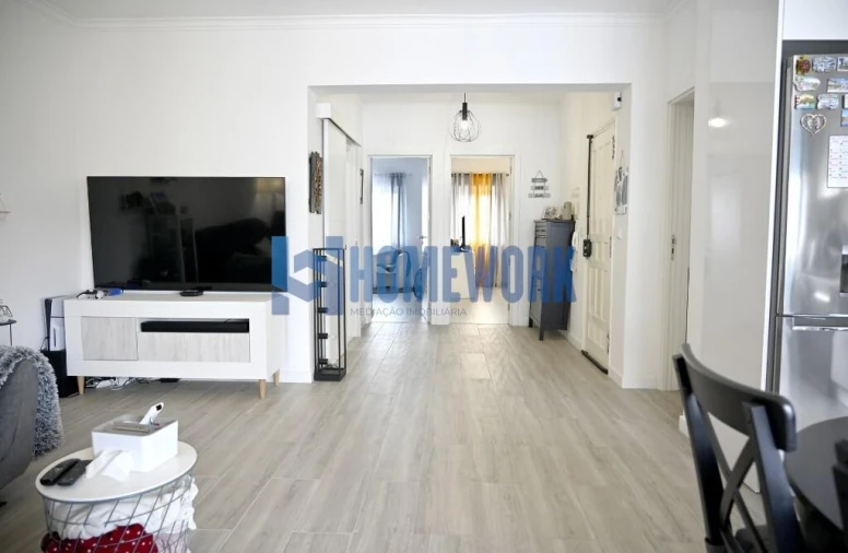Apartamento T2 para Venda em Moita Foto 11