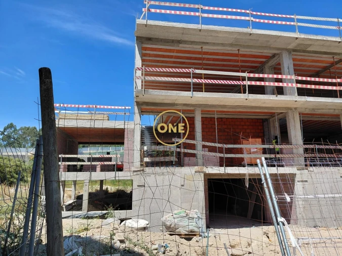 Moradia T3 para Venda em Antas e Abade de Vermoim Foto 14