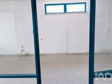 Loja para Venda em Peniche