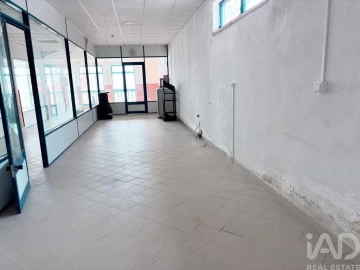 Loja para Venda em Peniche