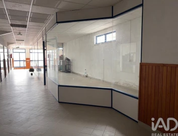 Loja para Venda em Peniche