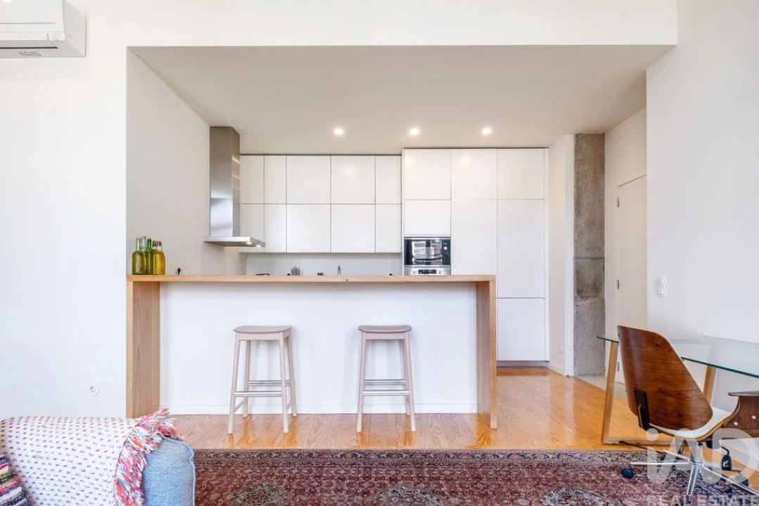 Apartamento T1 para Venda em Paranhos Foto 9
