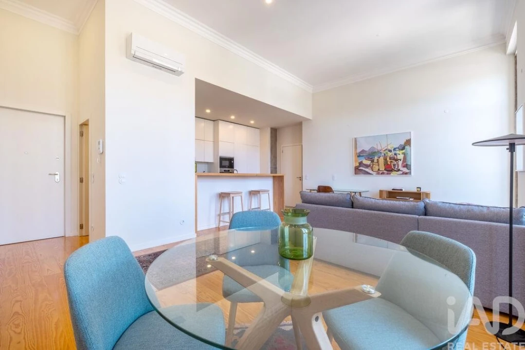 Apartamento T1 para Venda em Paranhos Foto 5