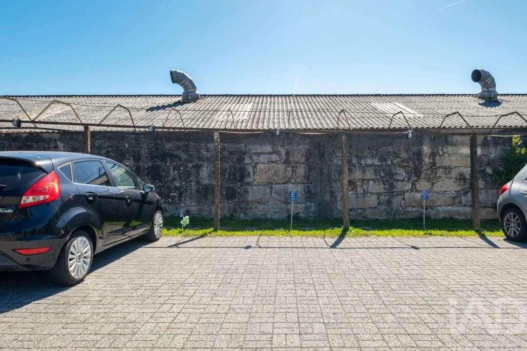 Apartamento T1 para Venda em Paranhos Foto 39