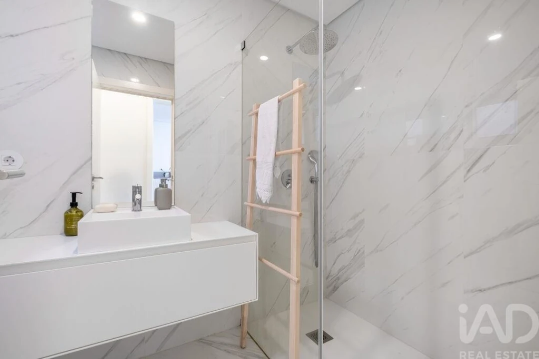 Apartamento T1 para Venda em Paranhos Foto 28