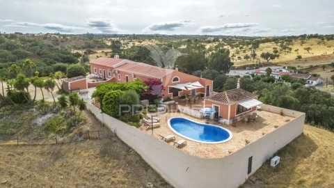 Quinta T5 para Venda em Ourique