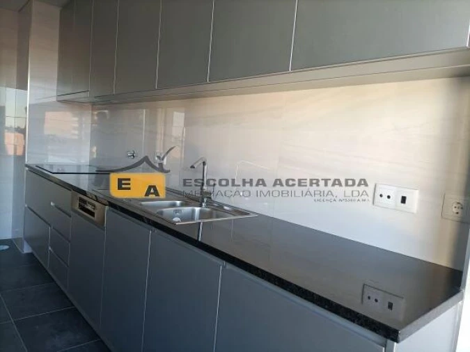 Apartamento T3 para Venda em Cedofeita, Santo Ildefonso, Sé, Miragaia, São Nicolau e Vitória Foto 7
