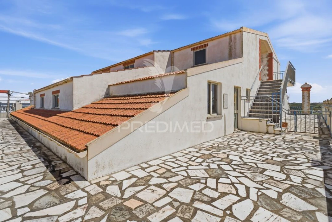Prédio para Venda em Lourinhã e Atalaia Foto 9