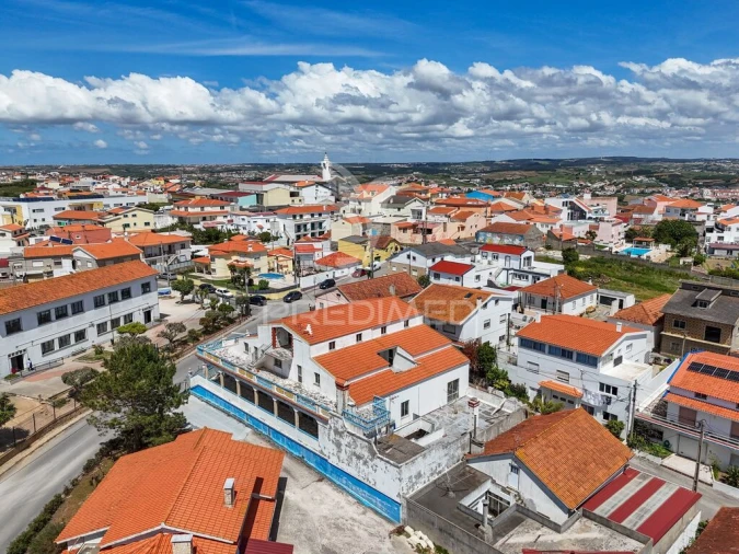 Prédio para Venda em Lourinhã e Atalaia Foto 3