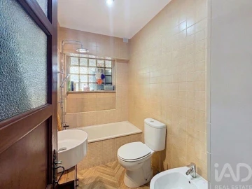 Apartamento T2 para Venda em Laranjeiro e Feijó