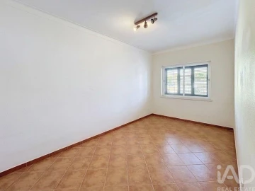Apartamento T2 para Venda em Laranjeiro e Feijó