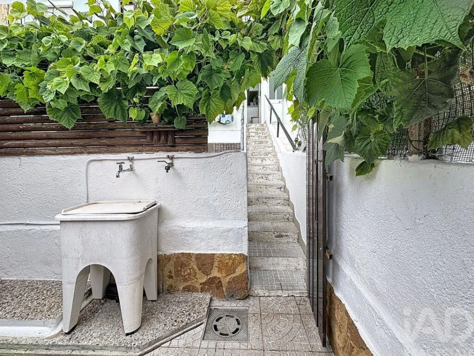 Apartamento T2 para Venda em Laranjeiro e Feijó Foto 16