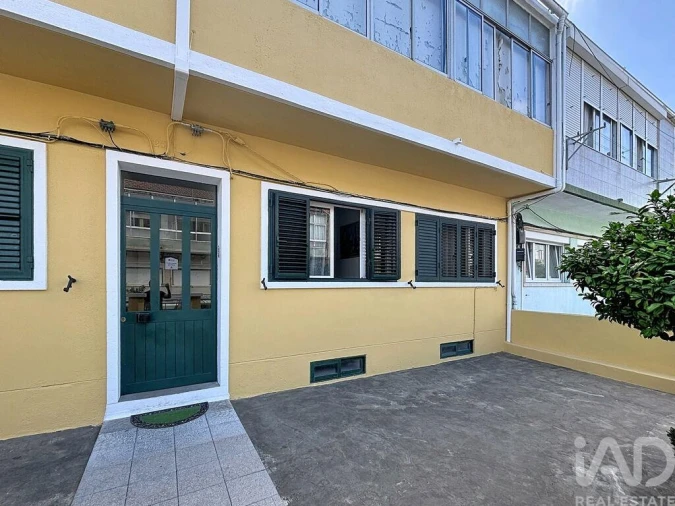 Apartamento T2 para Venda em Laranjeiro e Feijó Foto 23