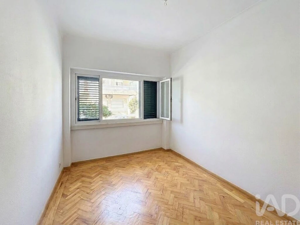 Apartamento T2 para Venda em Laranjeiro e Feijó Foto 3