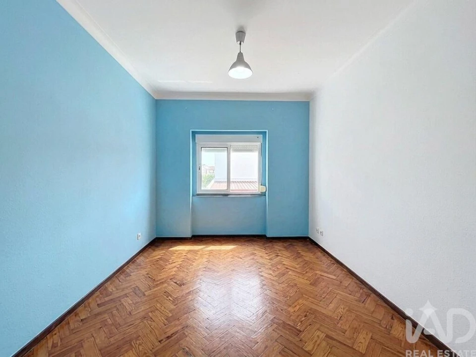 Apartamento T2 para Venda em Laranjeiro e Feijó Foto 9