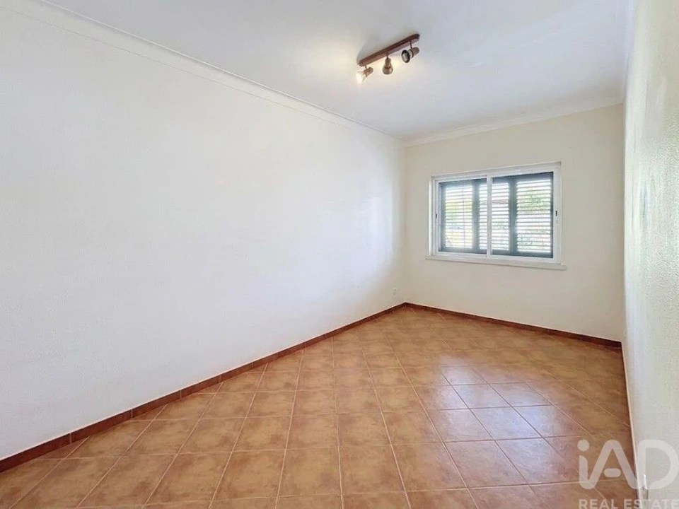Apartamento T2 para Venda em Laranjeiro e Feijó Foto 6