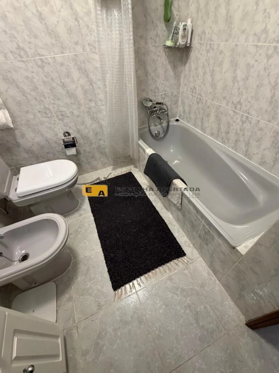 Apartamento T2 para Venda em Moreira Foto 14