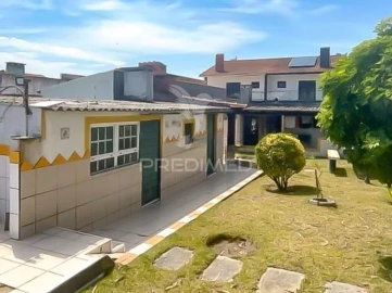 Moradia T3 para Venda em Esgueira