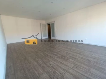 Apartamento T3 para Venda em Cedofeita, Santo Ildefonso, Sé, Miragaia, São Nicolau e Vitória