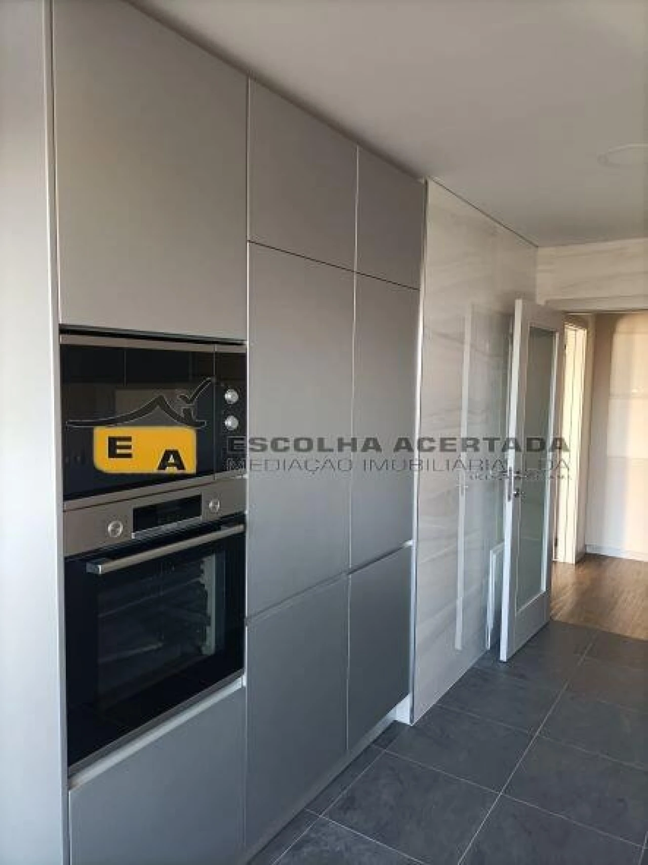 Apartamento T3 para Venda em Cedofeita, Santo Ildefonso, Sé, Miragaia, São Nicolau e Vitória Foto 6