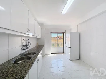 Apartamento T2 para Arrendamento em Mafra