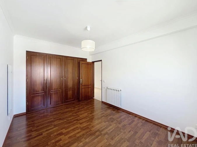 Apartamento T2 para Arrendamento em Mafra Foto 15
