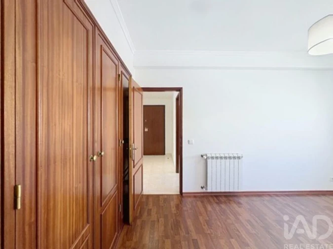 Apartamento T2 para Arrendamento em Mafra Foto 16