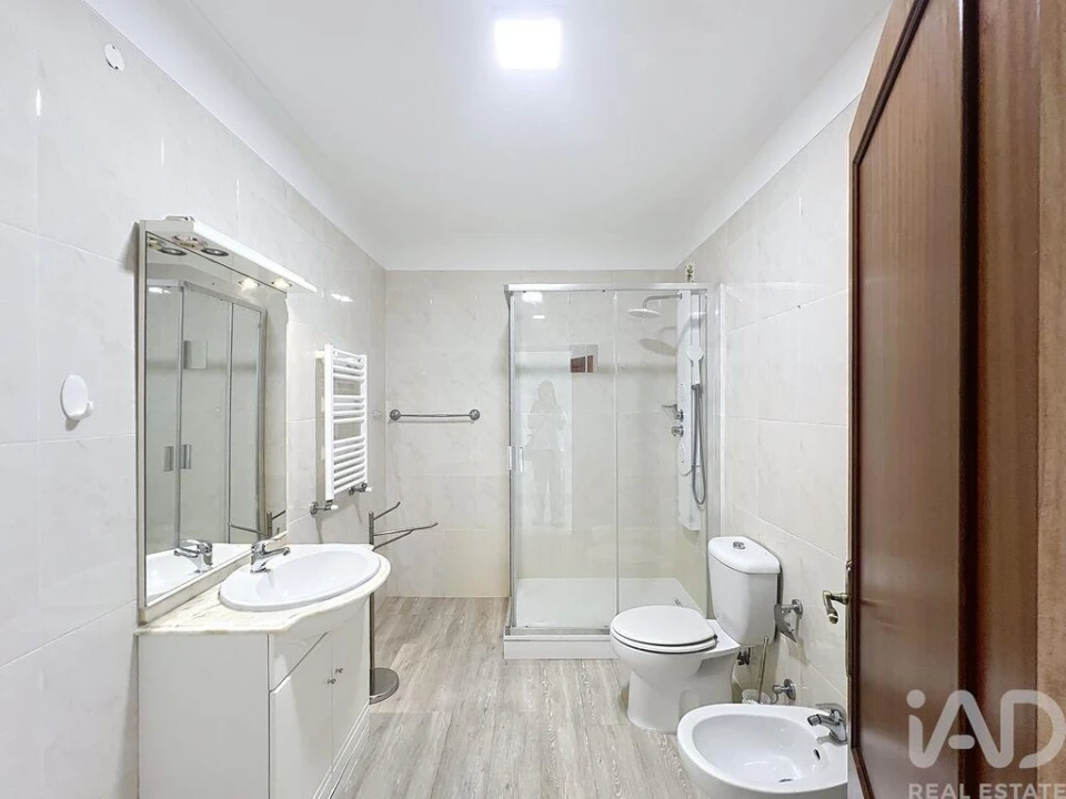 Apartamento T2 para Arrendamento em Mafra Foto 11
