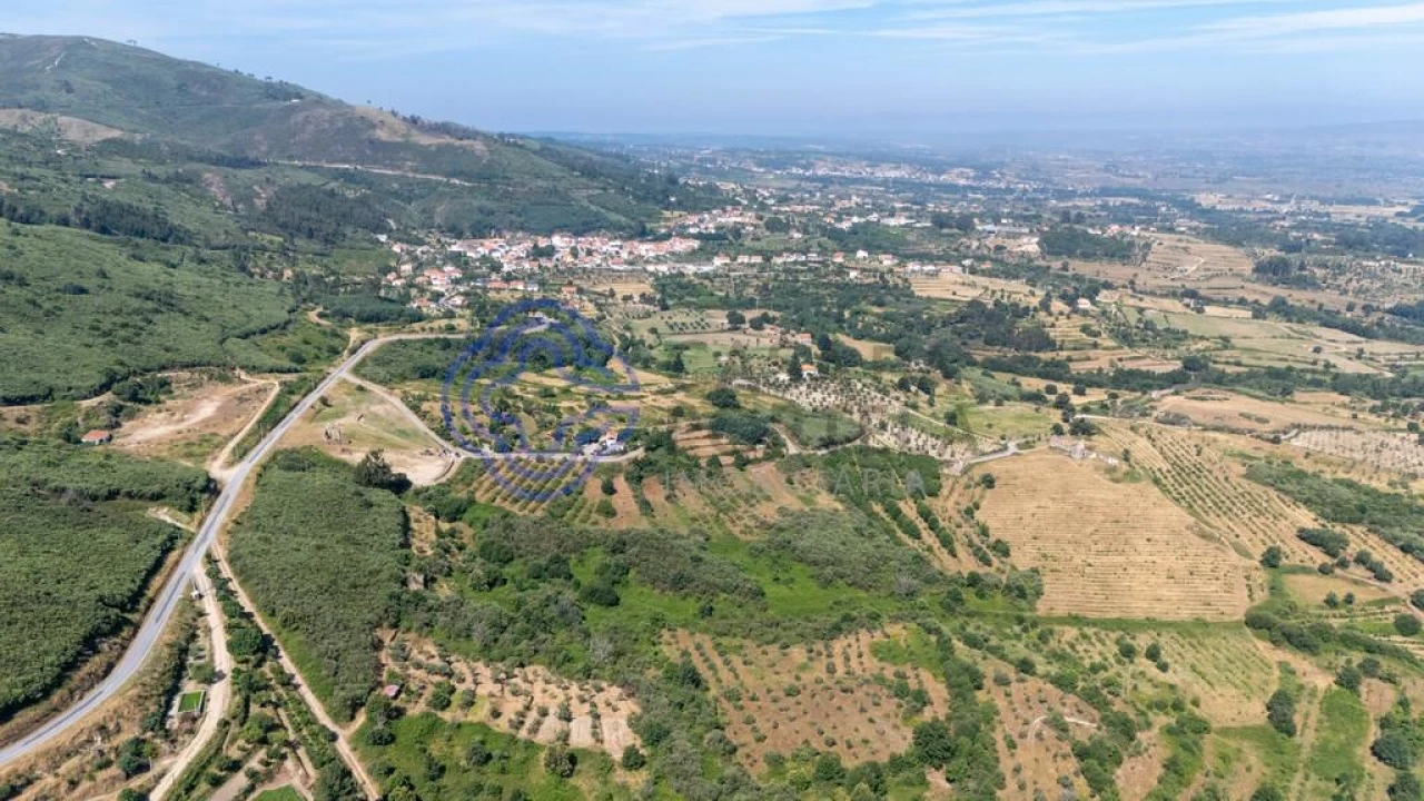 Quinta T5 para Venda em Melo e Nabais Foto 17