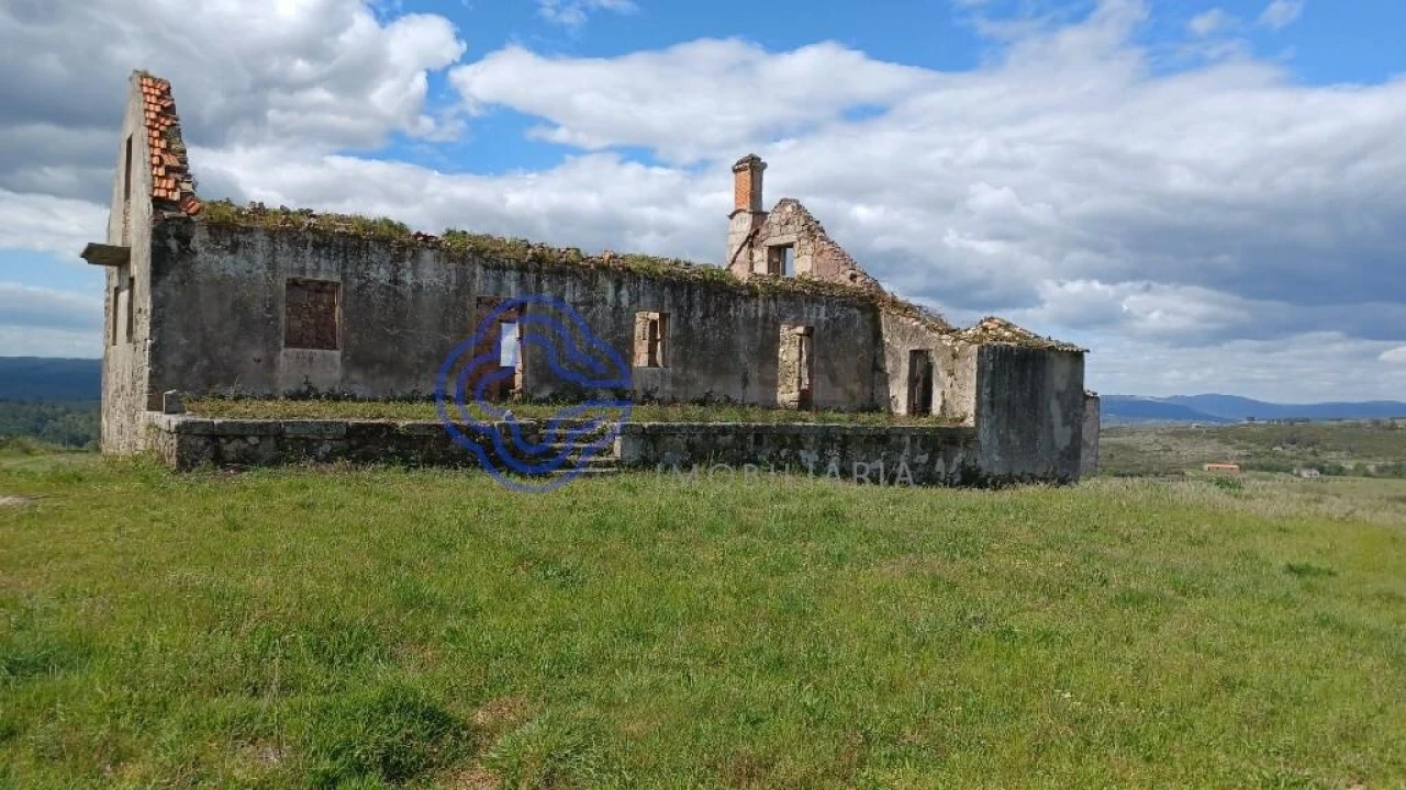 Quinta T5 para Venda em Melo e Nabais Foto 5