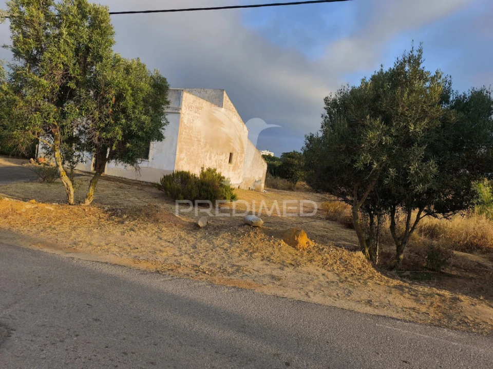 Moradia T4 para Venda em Albufeira e Olhos de Água Foto 2
