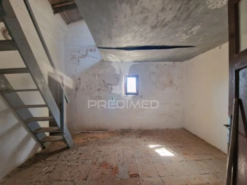 Moradia T4 para Venda em Albufeira e Olhos de Água